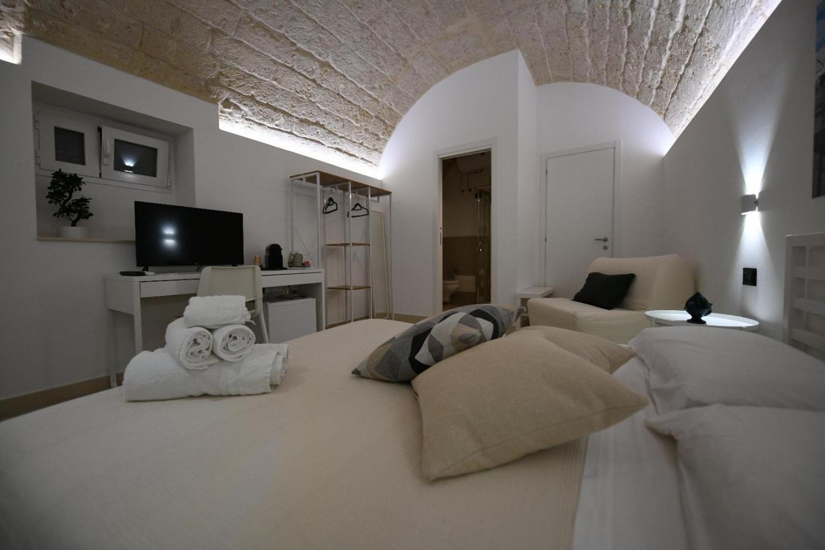 Al Guiscardo 8 Bed & Breakfast Бари Екстериор снимка