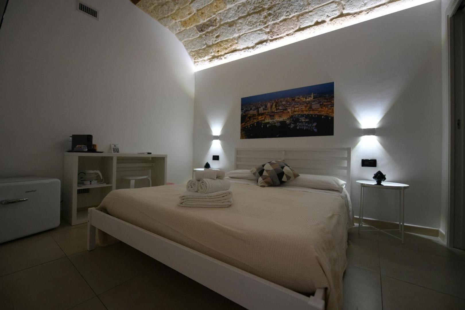 Al Guiscardo 8 Bed & Breakfast Бари Екстериор снимка